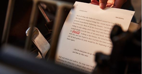 Nova campanha da Coca-Cola é uma celebração ao legado da marca na literatura clássica
