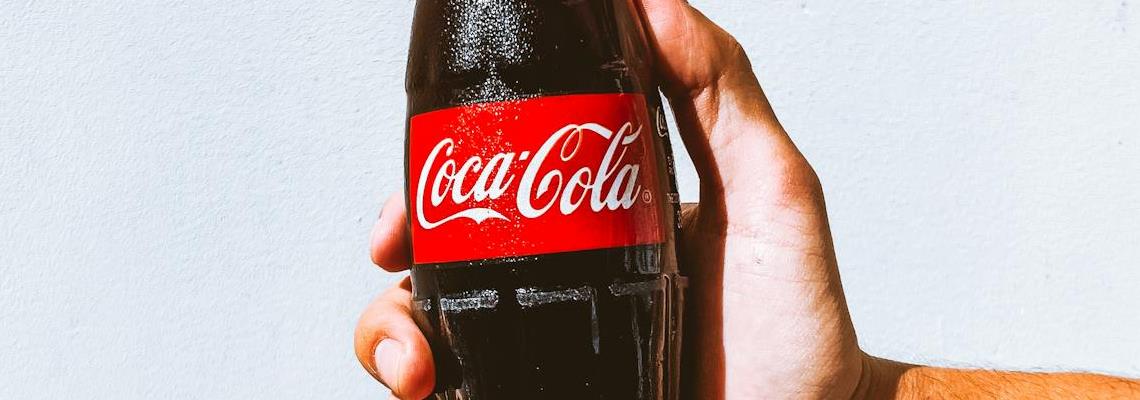 Nova campanha da Coca-Cola é uma celebração ao legado da marca na literatura clássica