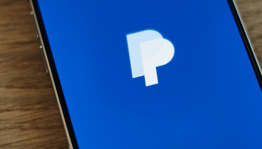 Will Ferrell aparece novamente na campanha do PayPal para incentivar pagamento pelo app