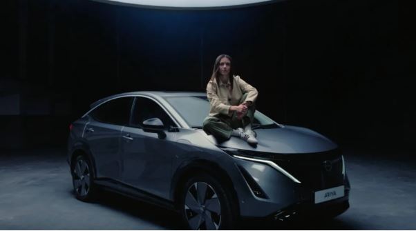 Jogadora Aitana Bonmatí participa de campanha da Nissan que incentiva a quebrar barreiras Jogadora Aitana Bonmatí participa de campanha da Nissan que incentiva a quebrar barreiras