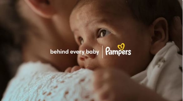 Nova campanha da Pampers destaca o poder da emoção no cuidado com os bebês Nova campanha da Pampers destaca o poder da emoção no cuidado com os bebês