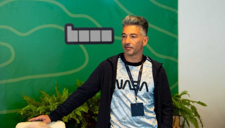 Entre países e escolhas: a jornada internacional de Nima Kaz e a criação da Founder Haus