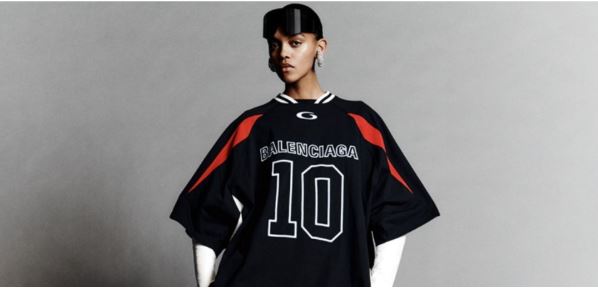 Balenciaga une moda e esporte em coleção cápsula com a NBA Balenciaga une moda e esporte em coleção cápsula com a NBA