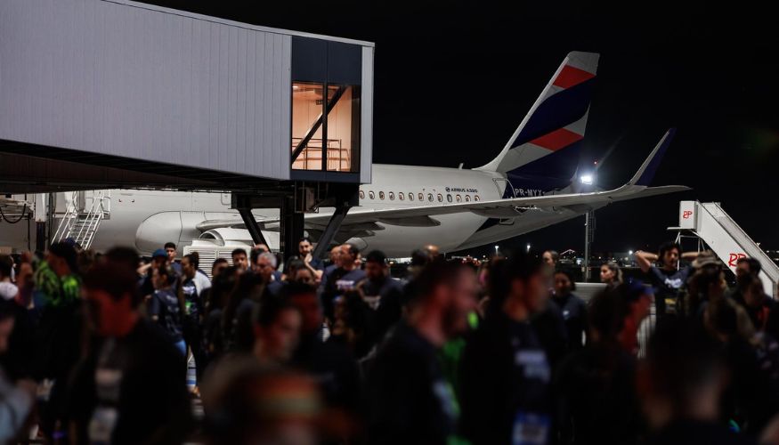 Night Run Floripa Airport transforma corrida em experiência inspirada em viagem aérea