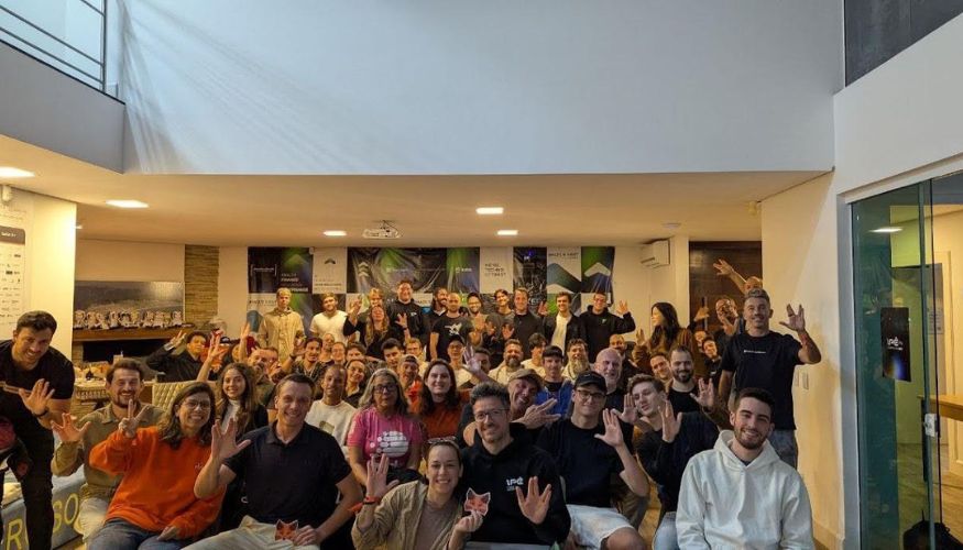Ipê Village e HostGator impulsionam criação de aplicações com IA agêntica em Florianópolis