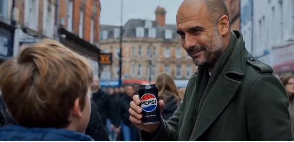 Pepsi vira inspiração para vídeo criado com IA e Pep Guardiola que conquista fãs de futebol Pepsi vira inspiração para vídeo criado com IA e Pep Guardiola que conquista fãs de futebol
