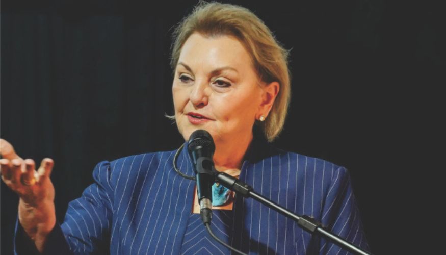 Escritora Maria Teresinha Debatin lança seu 13º livro em Brusque